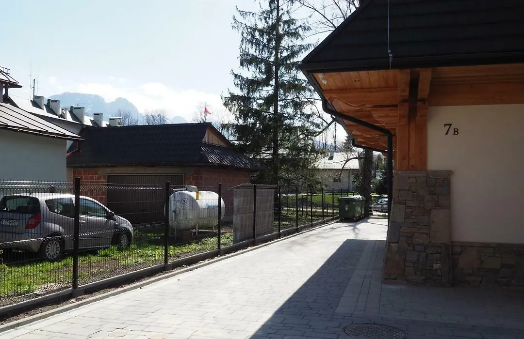 Vip Apartamenty Folk Residence-1